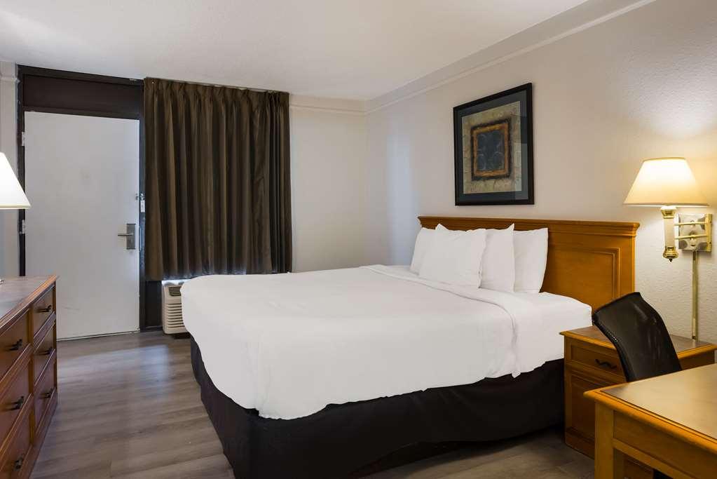 Econo Lodge Джорджтаун Номер фото